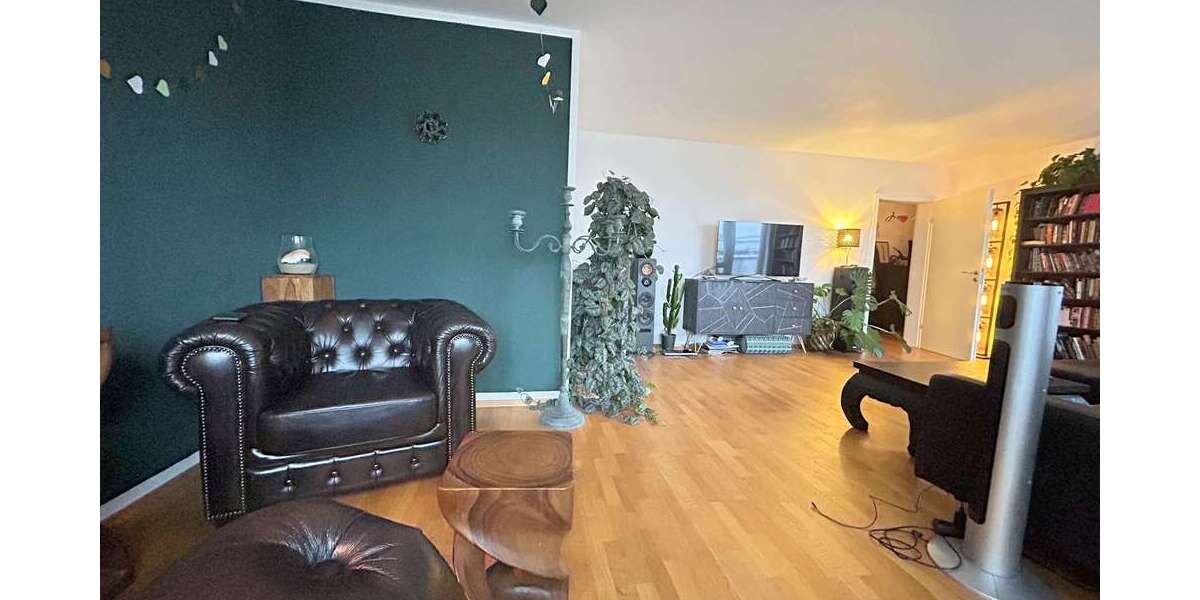 Zum Sommerbeginn: frei werdende Dachterrassen-Wohnung in Bogenhausen (Erbpacht) - Dachgeschoßwohnung München Bogenhausen | Angebot:26421627
