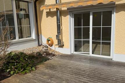 Haus München Schwabing-Freimann - 6.5 Zimmer, 125 m&sup2;, 1.290&euro; | Angebot:25590829