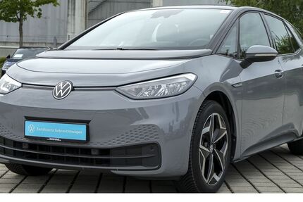 VW ID.3 27.656 km 27.982 &euro; München 80935