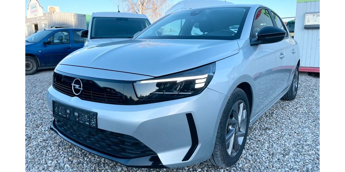 Opel Corsa 43.251 km 14.980 &euro; München 81829