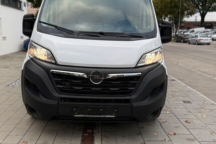 Opel Movano 155.000 km 10.950 &euro; München 81825