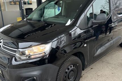 Citroen Berlingo 114.000 km 10.990 &euro; München 80939