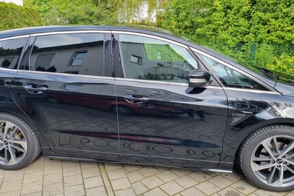 Ford S-Max 139.000 km 18.950 € Starnberg 82319