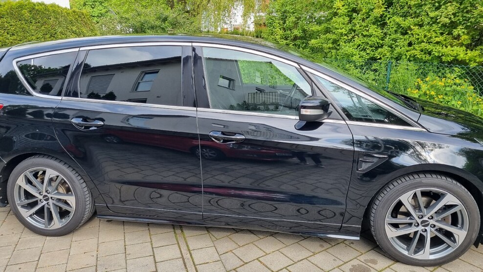 Ford S-Max 139.000 km 18.950 € Starnberg 82319