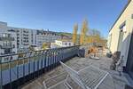 Helle 4-Zimmer-Wohnung mit 32 m² Dachterrasse, hochwertiger Ausstattung & Tiefgarage 4 zimmer