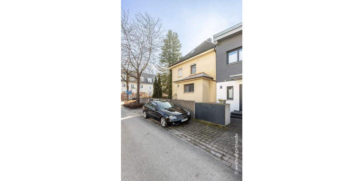 Doppelhaushälfte München Allach-Untermenzing - 6 Zimmer, 122 m&sup2;, 875.000&euro; | Angebot:25877212