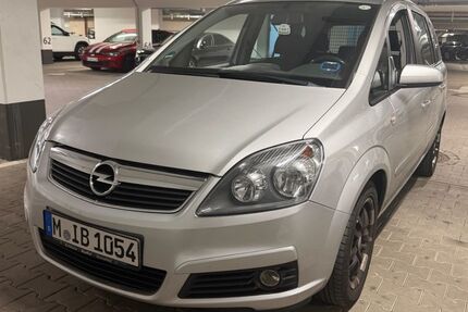 Opel Zafira 185.000 km 4.300 &euro; München 81737