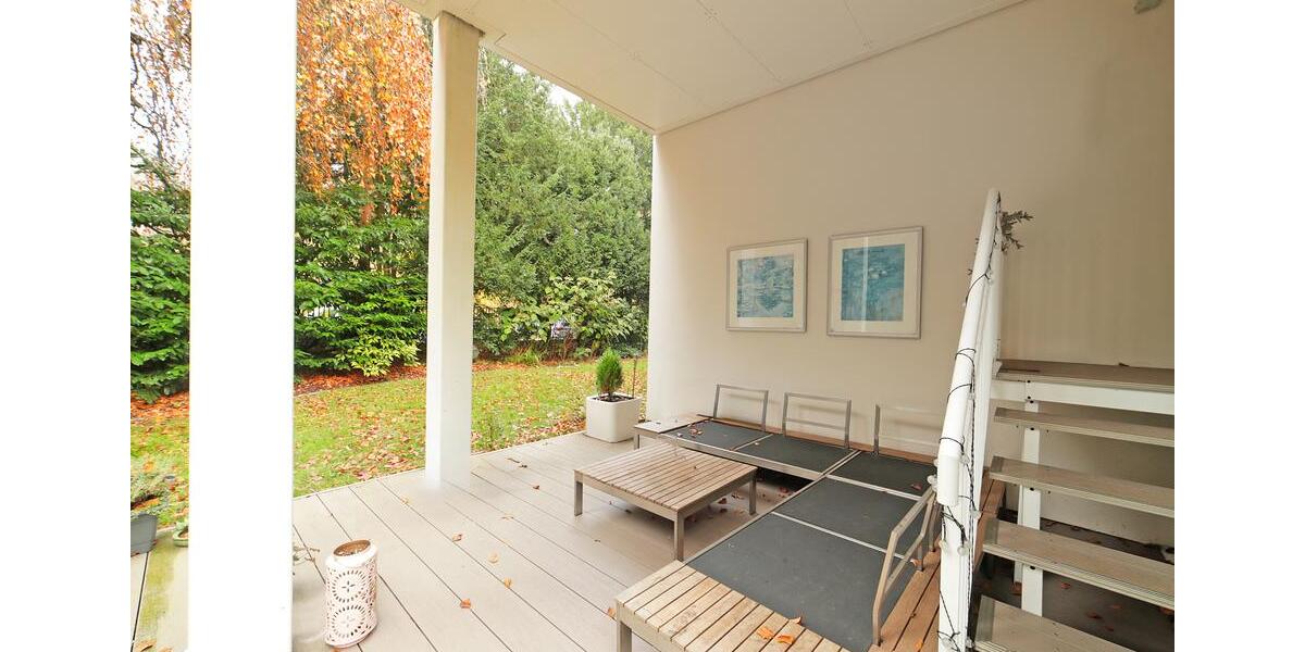 Luxuriöse 4-Zi-Maisonette-Whg (ca. 145 m² EG + ca. 75 m² im Souterrain) direkt am Englischen Garten! 4 zimmer