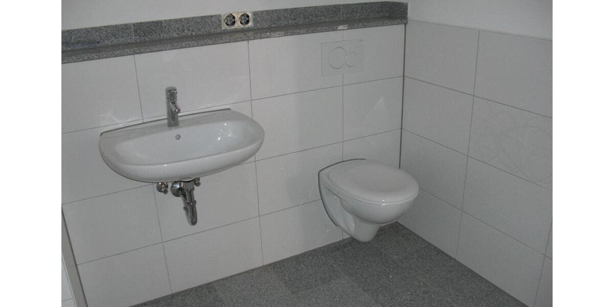 Erdgeschoßwohnung Fürstenfeldbruck - 4 Zimmer, 118 m&sup2;, 1.800&euro; | Angebot:26416929