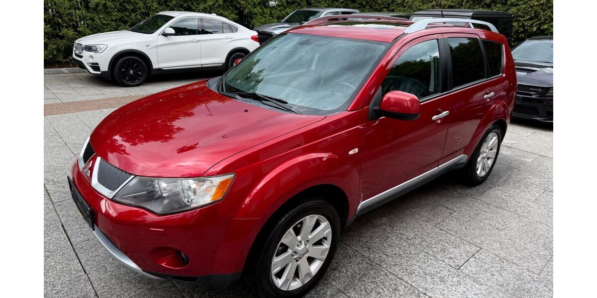 Mitsubishi Outlander 197.000 km 4.980 &euro; München 81827