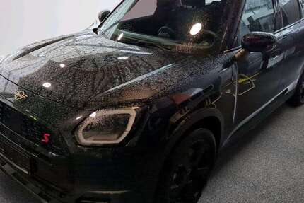 Mini Countryman S All4 3.411 km 45.107 &euro; München 80788