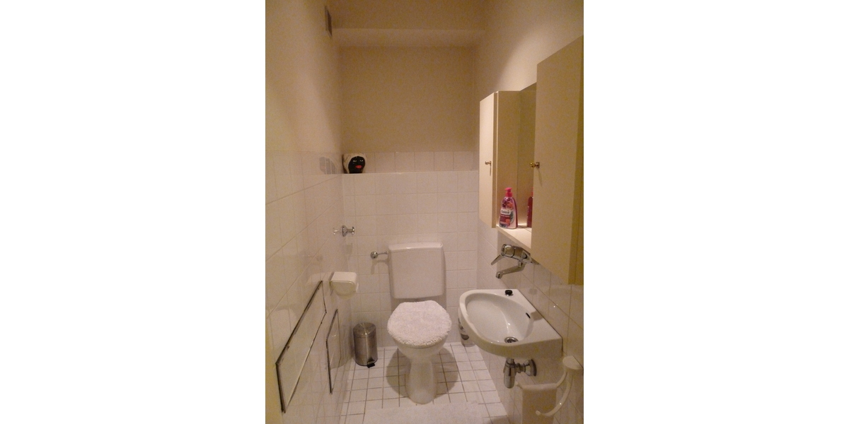 Reihenendhaus im Olympiadorf umgeben vom Olympiapark möbliert o. unmöbliert 4 zimmer