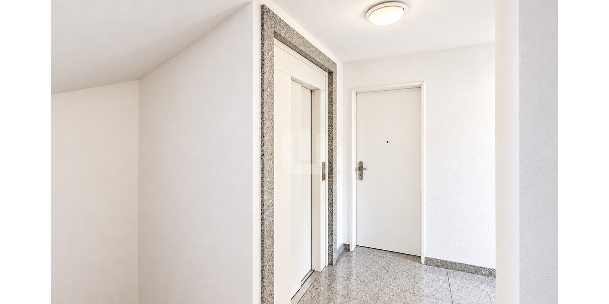 WINDISCH - Moderne 2-Zimmer Wohnung mit Aufzug in zentraler, ruhiger Lage - bezugsfrei! - Etagenwohnung Gröbenzell | Angebot:27732110