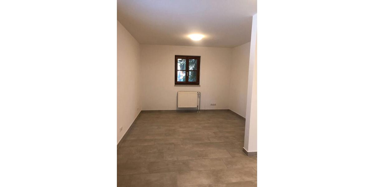 Erdgeschoßwohnung Brunnthal - 2 Zimmer, 50 m&sup2;, 930&euro; | Angebot:26236109