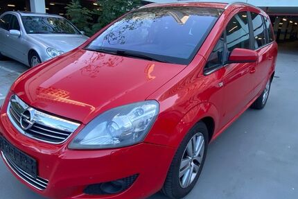 Opel Zafira 200.000 km 2.800 &euro; München 80809
