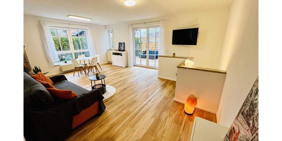 Etagenwohnung Gilching Neugilching - 2 Zimmer, 105 m&sup2;, 2.100&euro; | Angebot:25627994