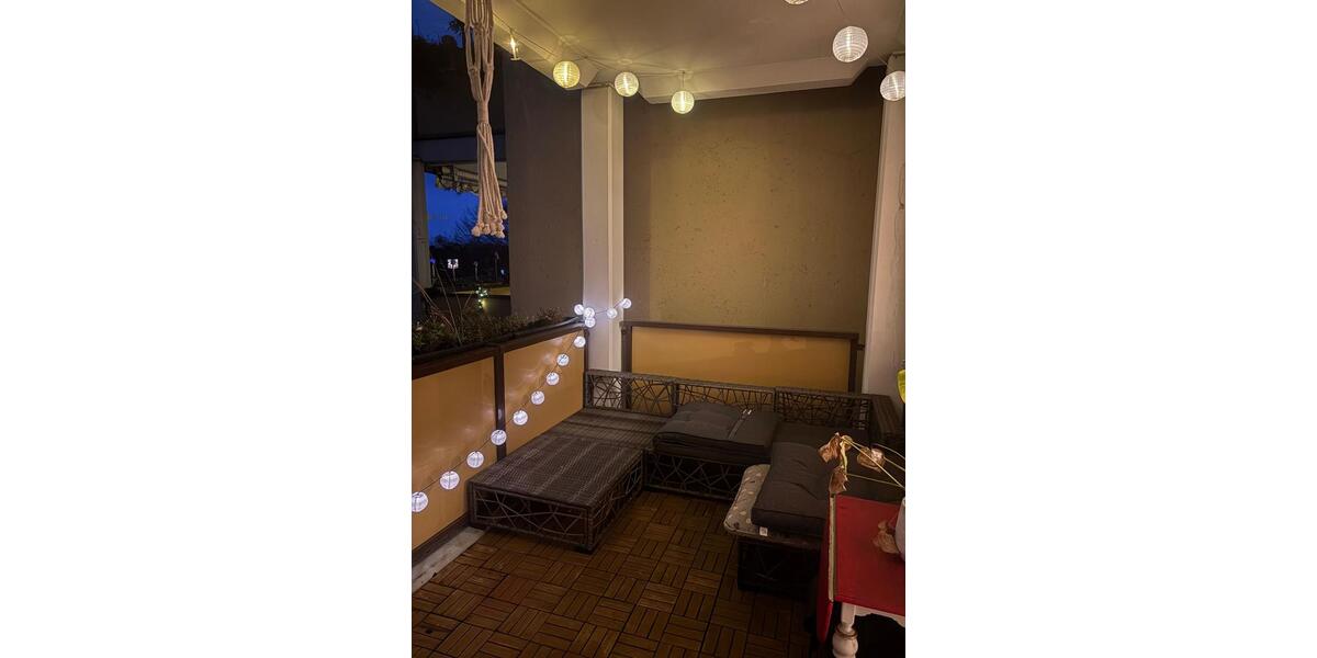 Gepflegte 2-Zimmer Wohnung mit Balkon in Unterschleißheim zimmer