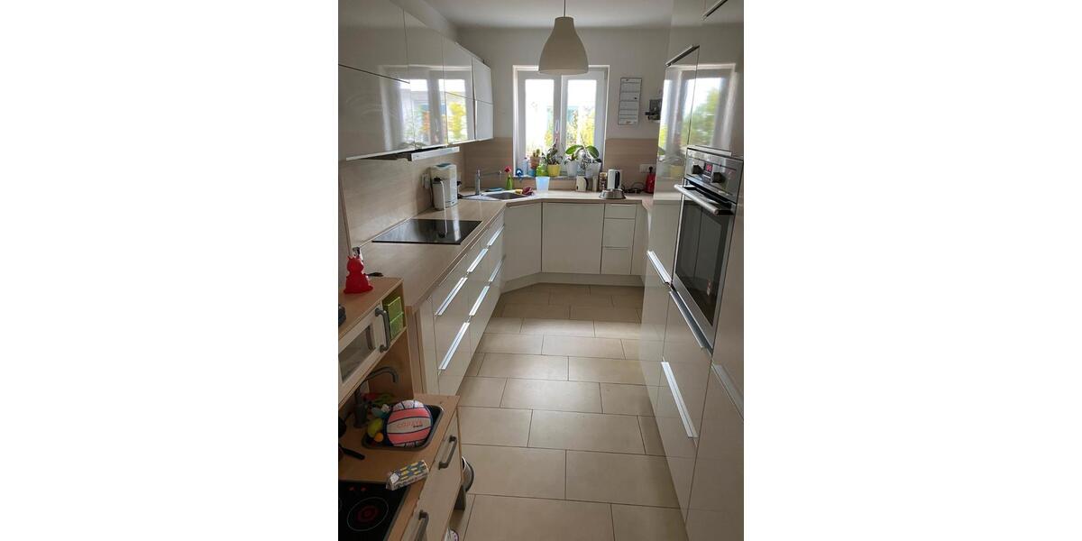 Reihenhaus München Feldmoching-Hasenbergl - 4.5 Zimmer, 140 m&sup2;, 3.200&euro; | Angebot:26338329