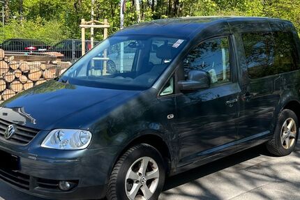 VW Caddy 189.000 km 3.499 &euro; München 81377