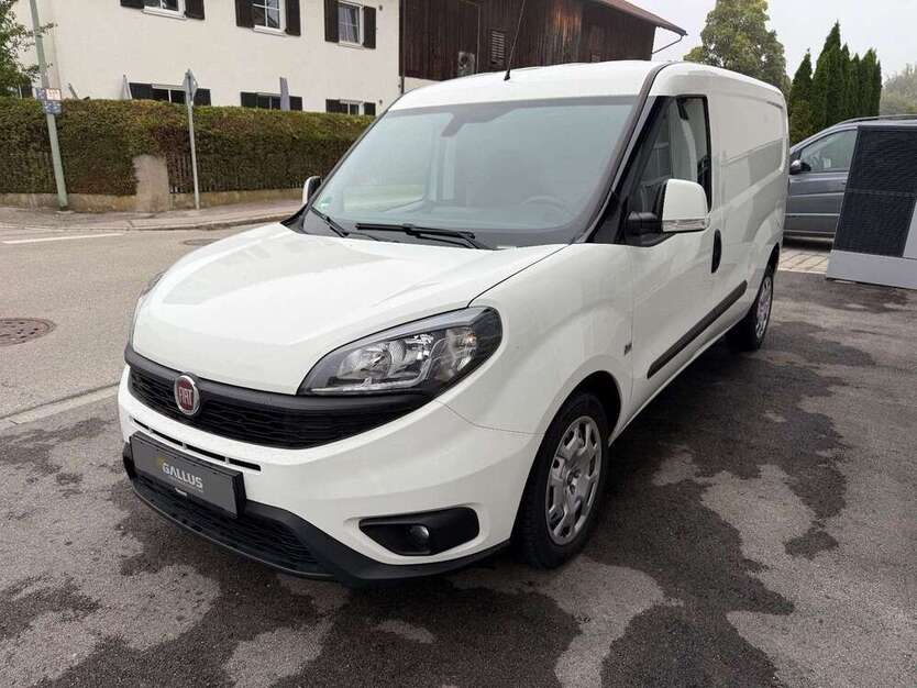 Fiat Doblo 38.100 km 16.890 € München 81827