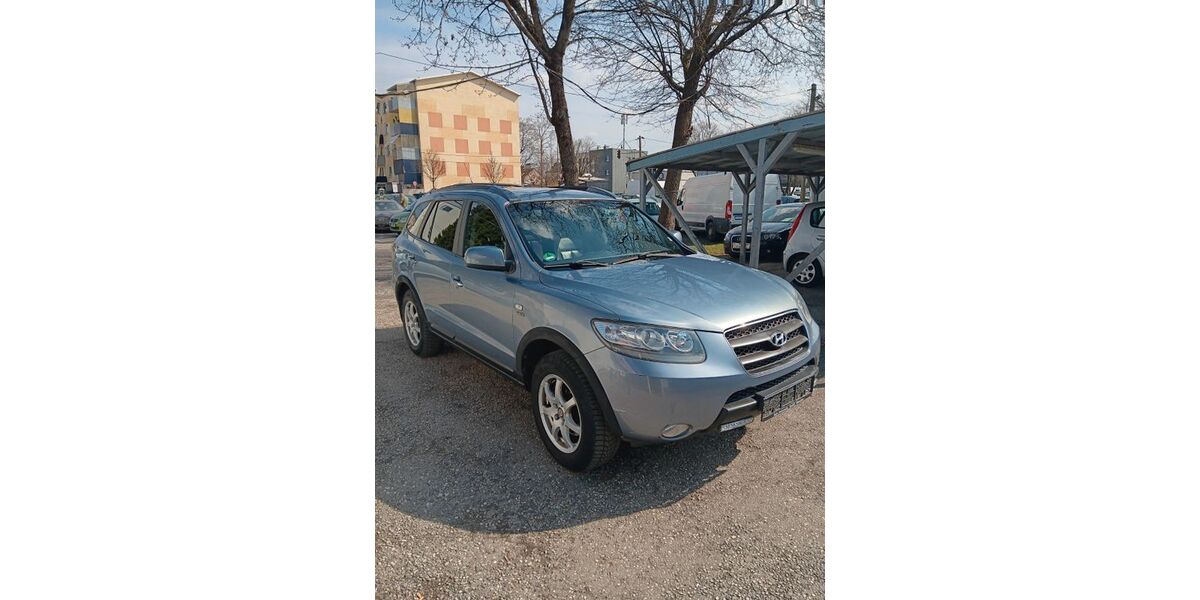 Hyundai SANTA FE 195.000 km 4.950 &euro; München 81243