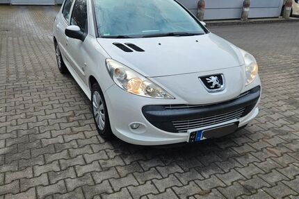 Peugeot 206 125.000 km 3.200 &euro; Taufkirchen 82024