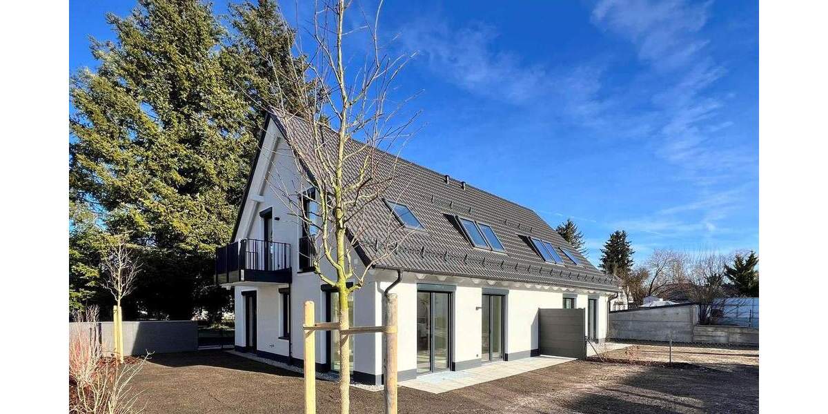 Familiengerechte NEUBAU-Doppelhaushälfte (KfW40 A+) mit großem Souterrain-Bereich und sonnigem Privatgarten 5 zimmer