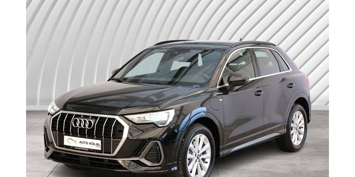 Audi Q3 57.932 km 25.490 &euro; Unterschleißheim 85716