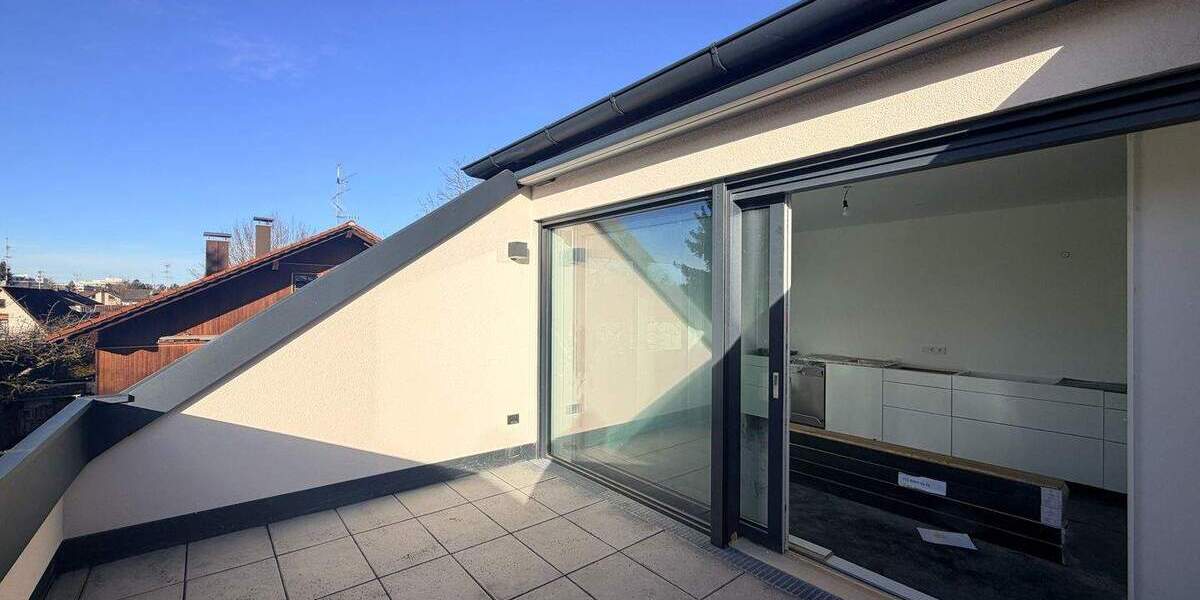 Dachterrassenwohnung mit Top Ausstattung und Aufzug Ein absolutes Highlight am Wohnungsmarkt. 2 zimmer