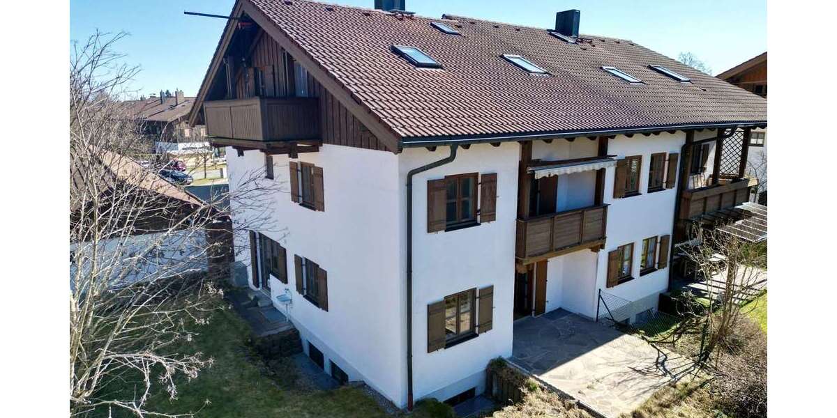 Haus zum Kaufen in Holzkirchen 1.125.000 € 193 m² 8 zimmer
