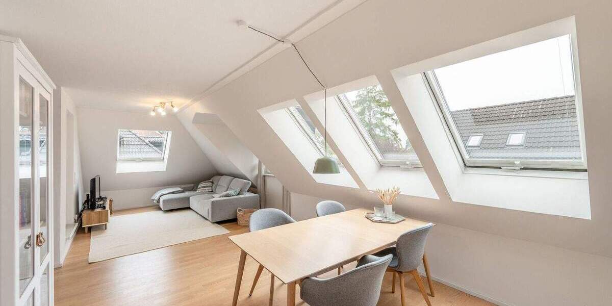 AIGNER - Ihr neues Zuhause: Lichtdurchflutete Dachgeschosswohnung mit großzügigem Raumangebot! 3 zimmer