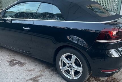 VW Golf 122.500 km 8.900 &euro; München 81479