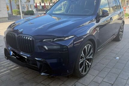 BMW X7 71.500 km 74.900 &euro; München 81373