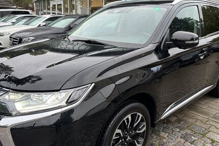 Mitsubishi Outlander 88.039 km 18.500 &euro; München - Trudering 81827