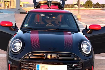 Mini John Cooper Works 8.900 km 33.900 &euro; München 80803