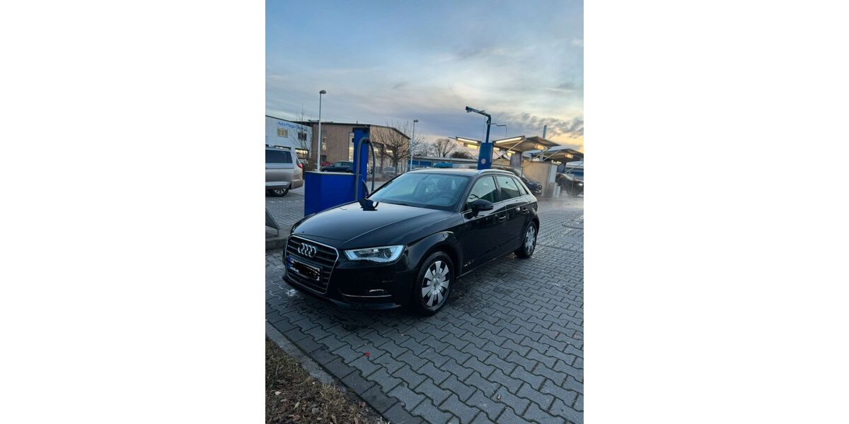 Audi A3 163.000 km 10.950 &euro; emmering 82275