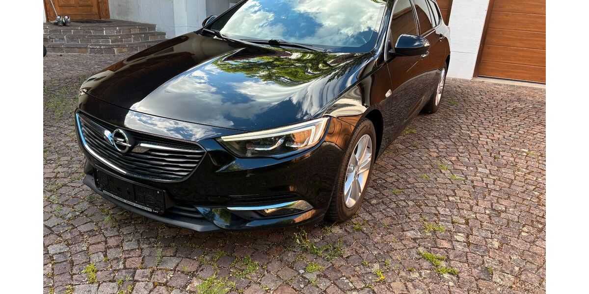 Opel Insignia 139.800 km 12.499 &euro; München 81739