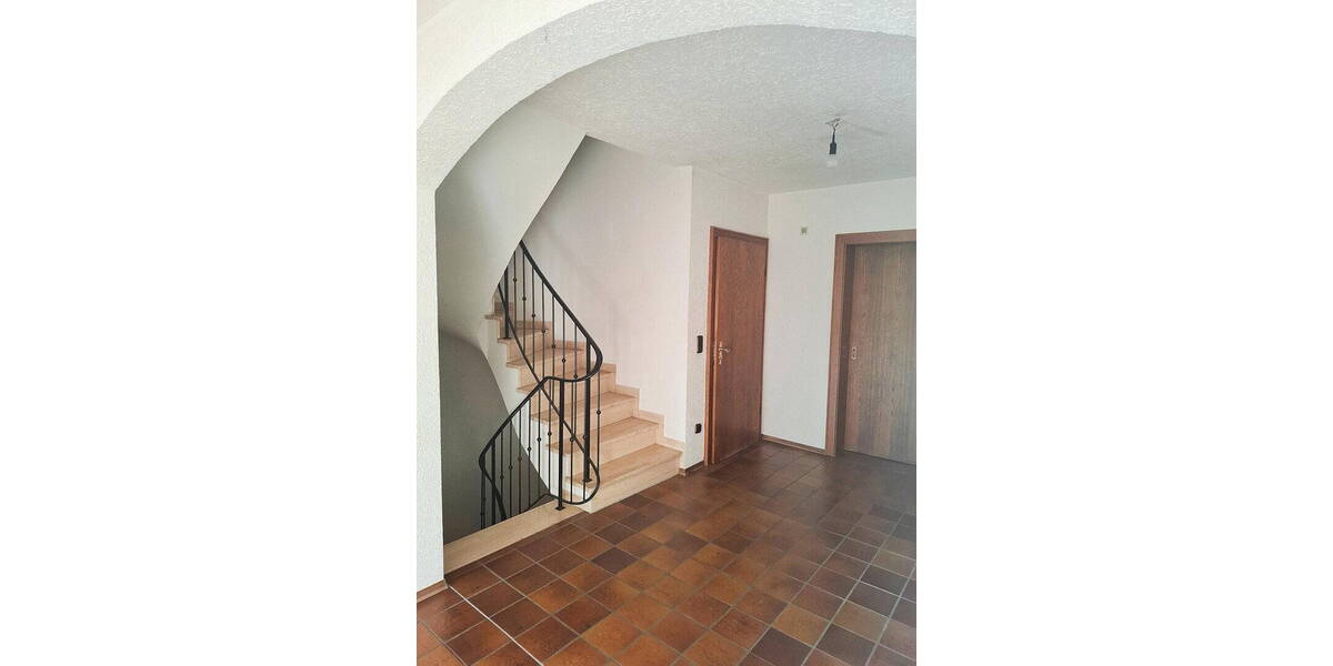 Reihenmittelhaus München Bogenhausen - 5 Zimmer, 140 m&sup2;, 850.000&euro; | Angebot:26306500