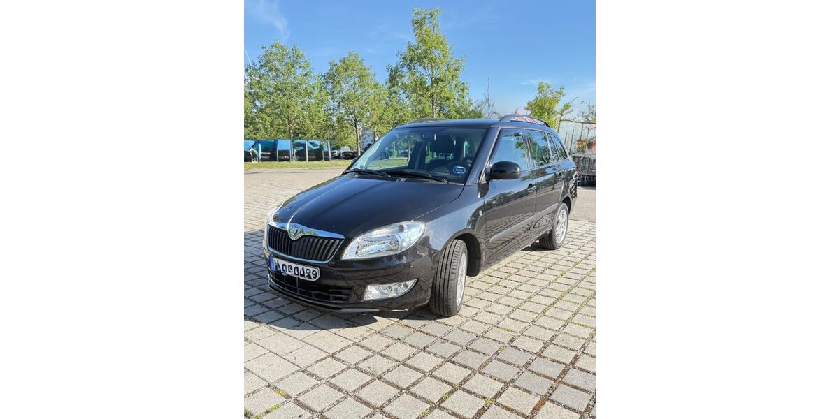 Skoda Fabia 98.900 km 4.200 &euro; Hebertshausen 85241