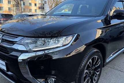 Mitsubishi Outlander 98.650 km 14.999 &euro; München 81243