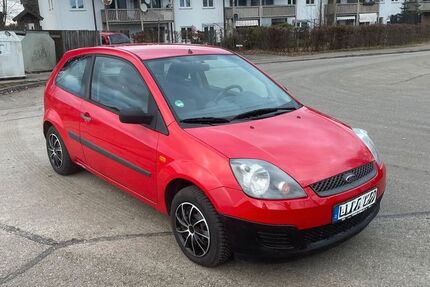 Ford Fiesta 71.250 km 3.200 &euro; Neuching 85467