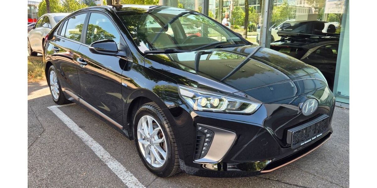 Hyundai IONIQ 42.702 km 14.200 &euro; München 80807