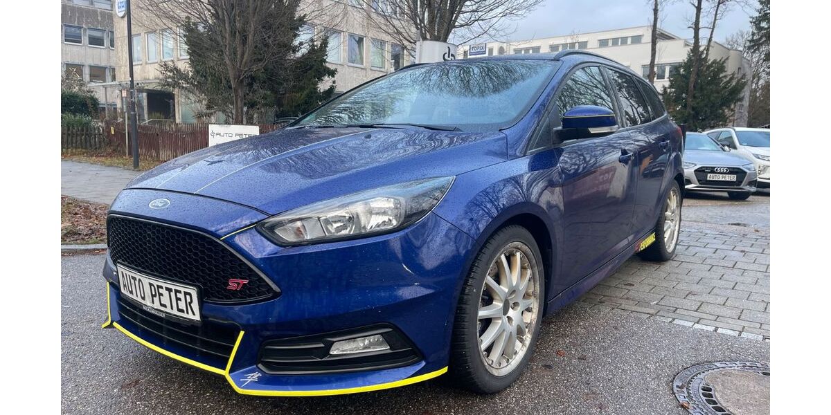 Ford Focus 179.037 km 8.990 &euro; Riemerling 85521