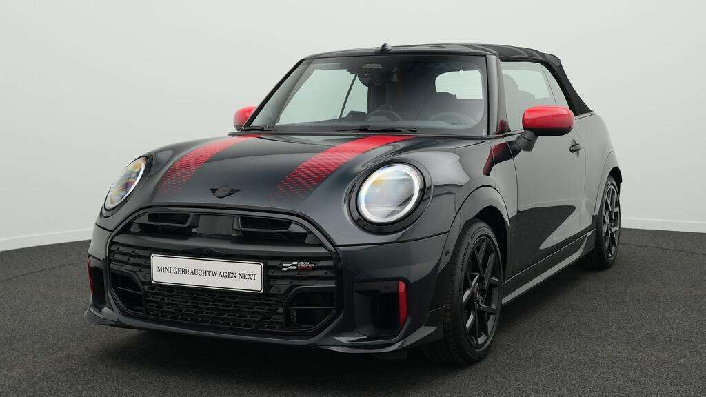 Mini John Cooper Works Cabrio 7.851 km 43.272 € München 80788