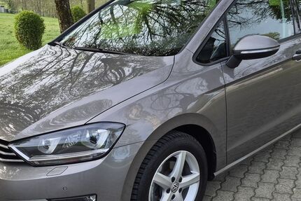 VW Golf Sportsvan 68.600 km 14.990 &euro; Olching 82140