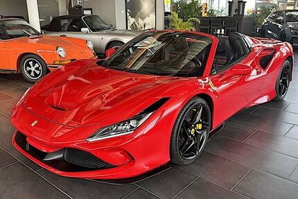 Ferrari F8 71.500 km 309.900 € Egling 82544