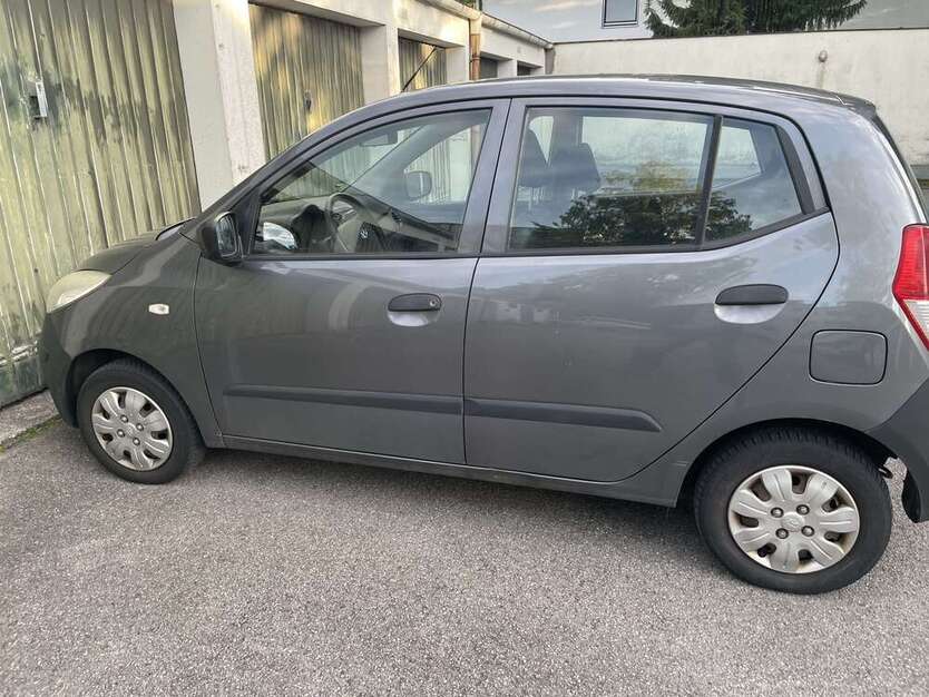 i10