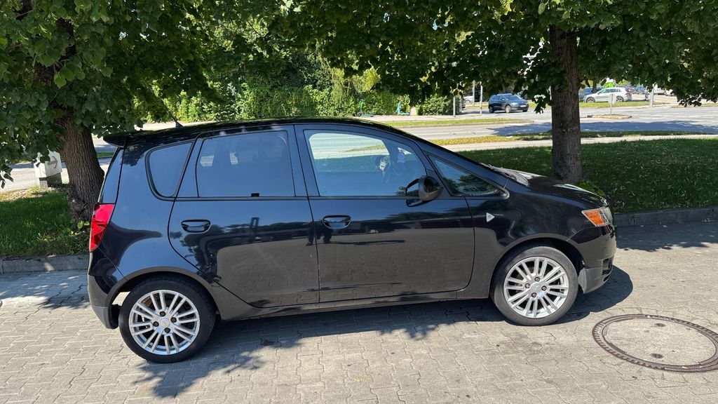 Mitsubishi Colt 178.000 km 2.400 &euro; Munchen 80999