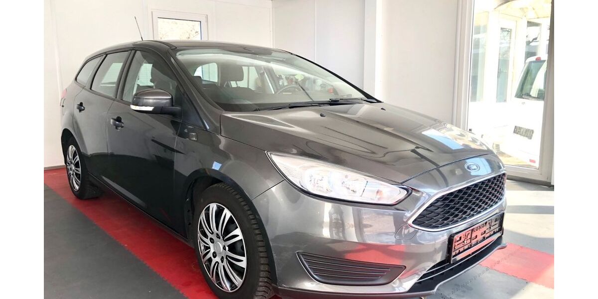 Ford Focus 115.000 km 5.950 &euro; München 81825