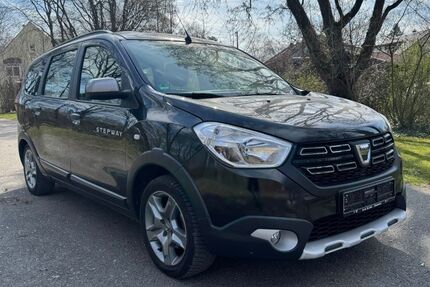 Dacia Lodgy 72.846 km 9.997 &euro; München 80686